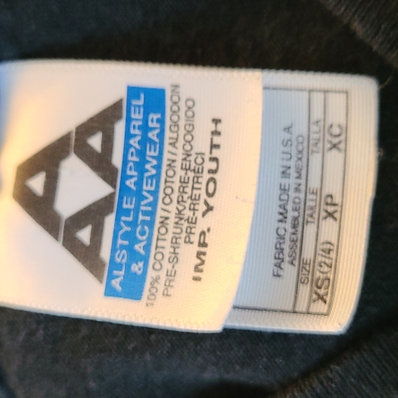 Black Wolf short sleeved tee shirt - Picture 2 of 4